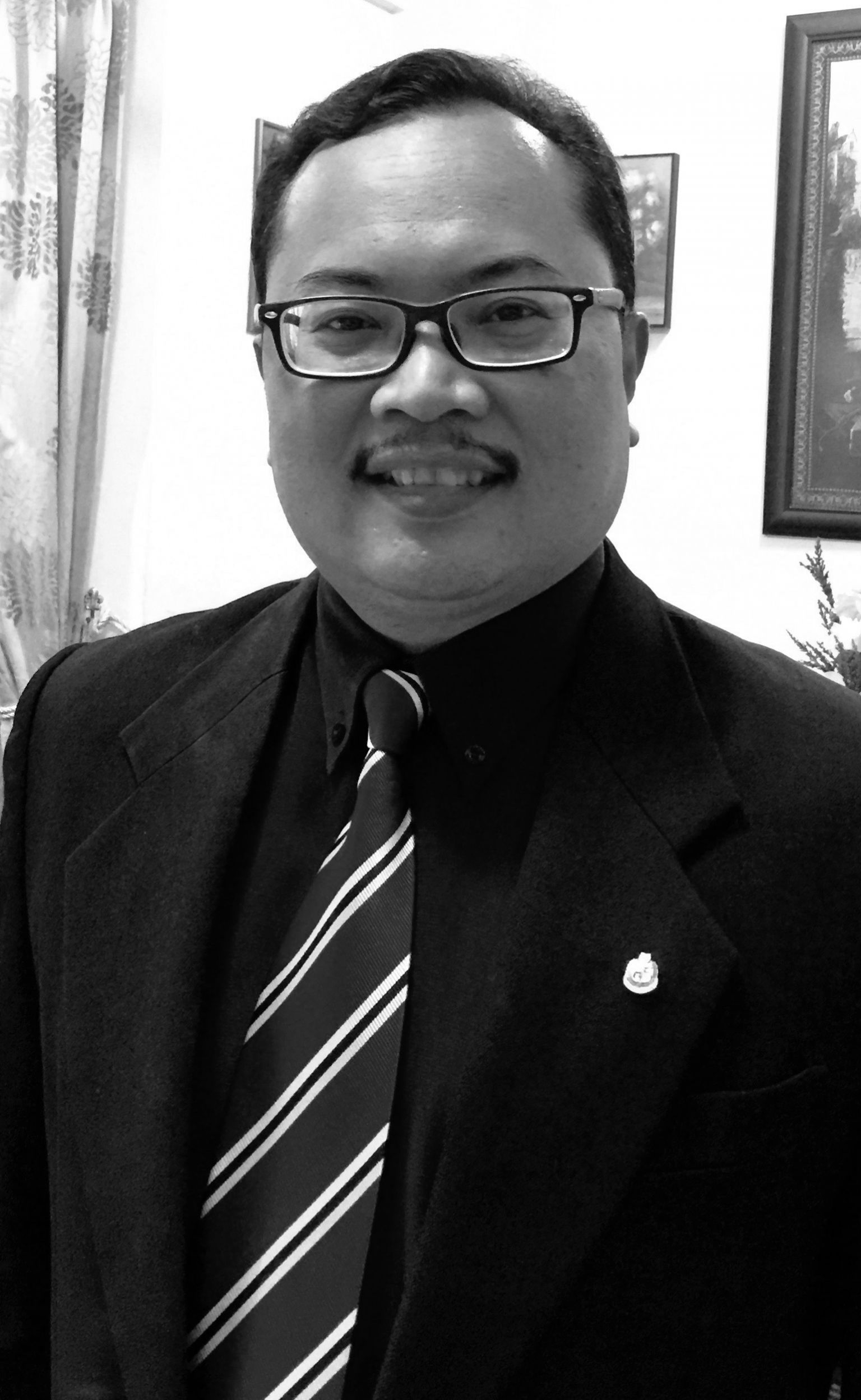 Mohd Rashdan ASPIRASI: “THE EDUTAINMENT EXPERT” Mohd Rashdan Ramlee-Netcarbon Sdn ...